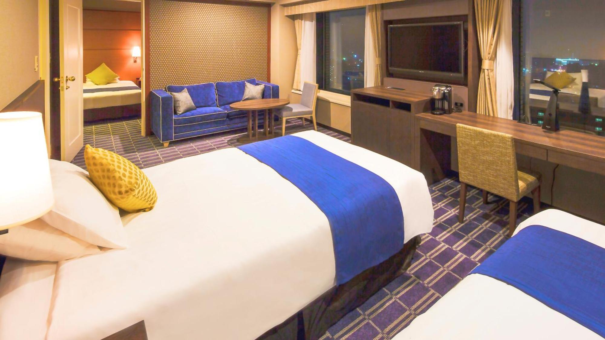 Premier Hotel Nakajima Park Sapporo Luaran gambar A suite on board